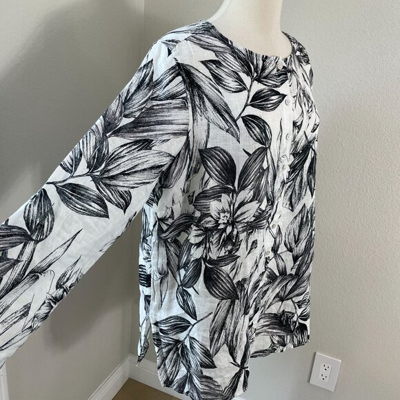C&C California Womens Plus 1X 100% Linen Black White Floral Button Up Tunic Top - Picture 6 of 12